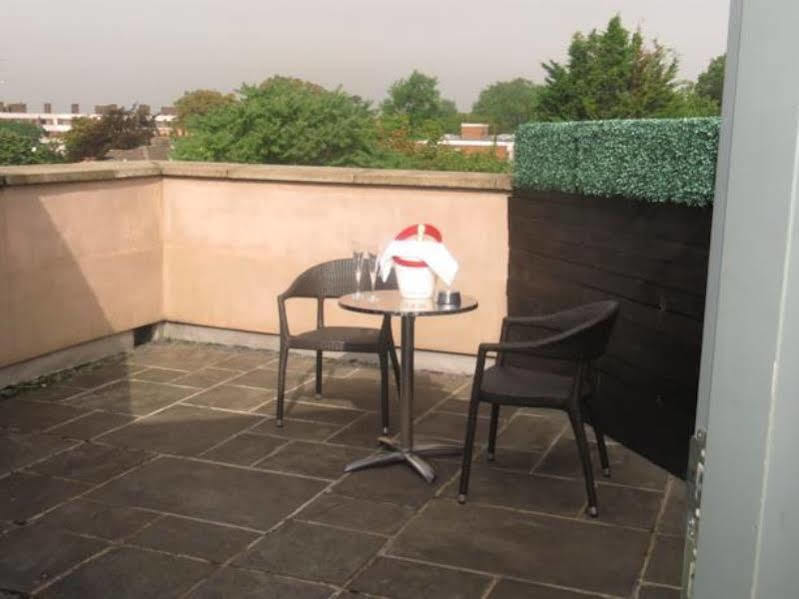 Hotel Bosco Kingston upon Thames  Buitenkant foto
